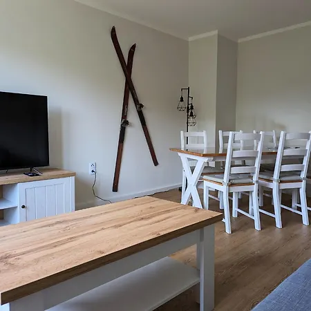 Bergsonne - 2 Schlafzimmer, Modern, Familie, Ruhige Lage דירה